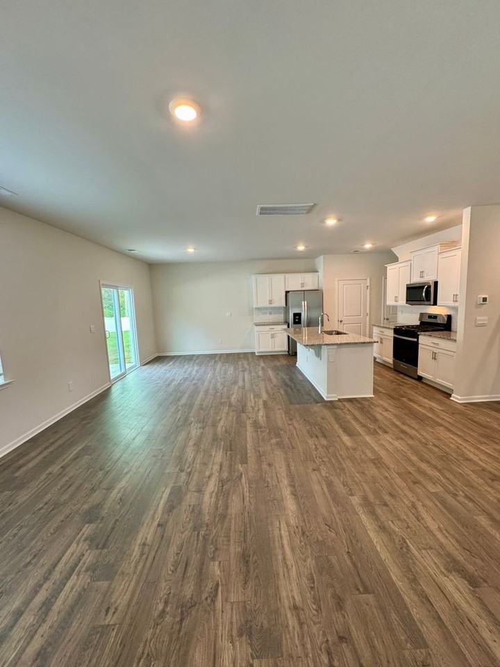 14208 Wilson Mac Ln - Photo 6 of 33