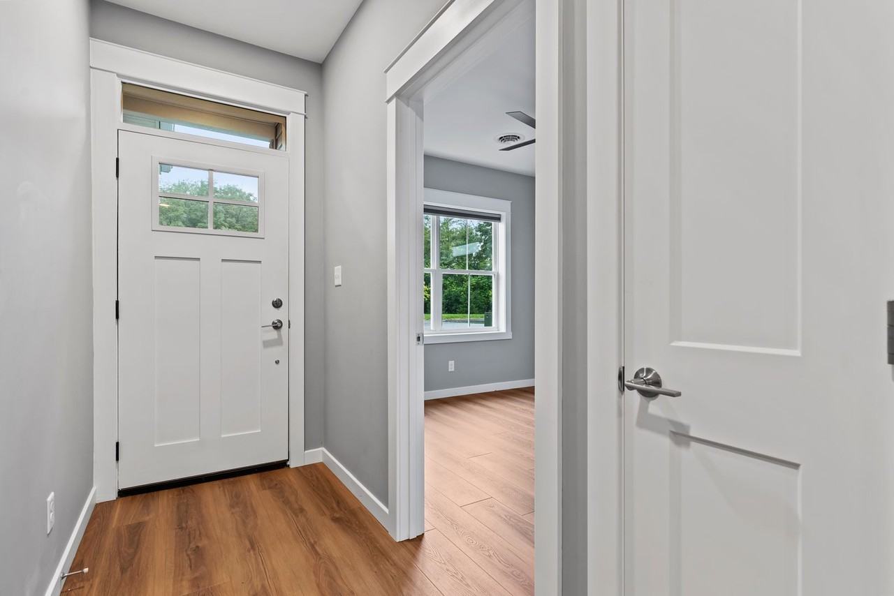 158 Blackbird Ln - Photo 3 of 24