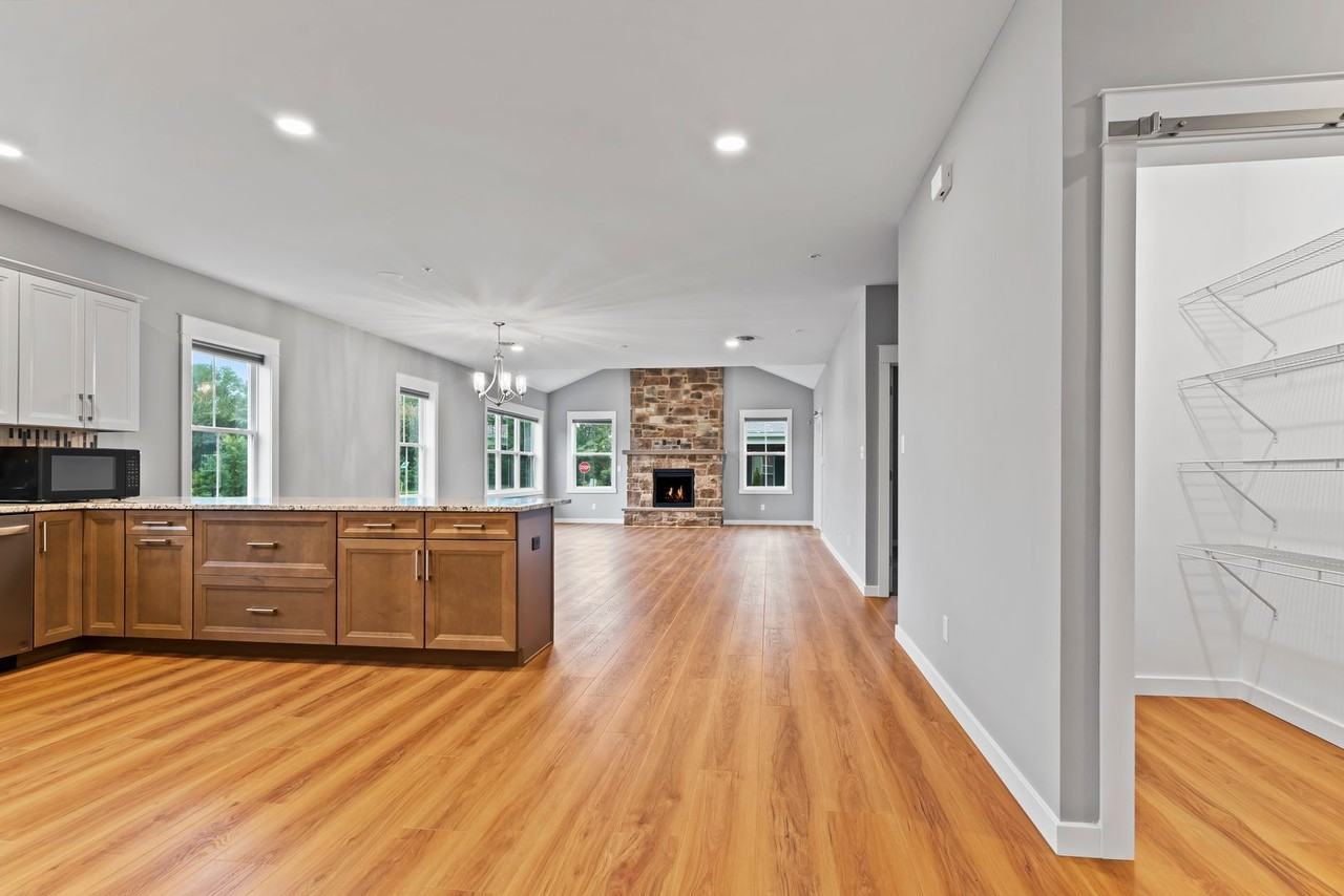 158 Blackbird Ln - Photo 4 of 24