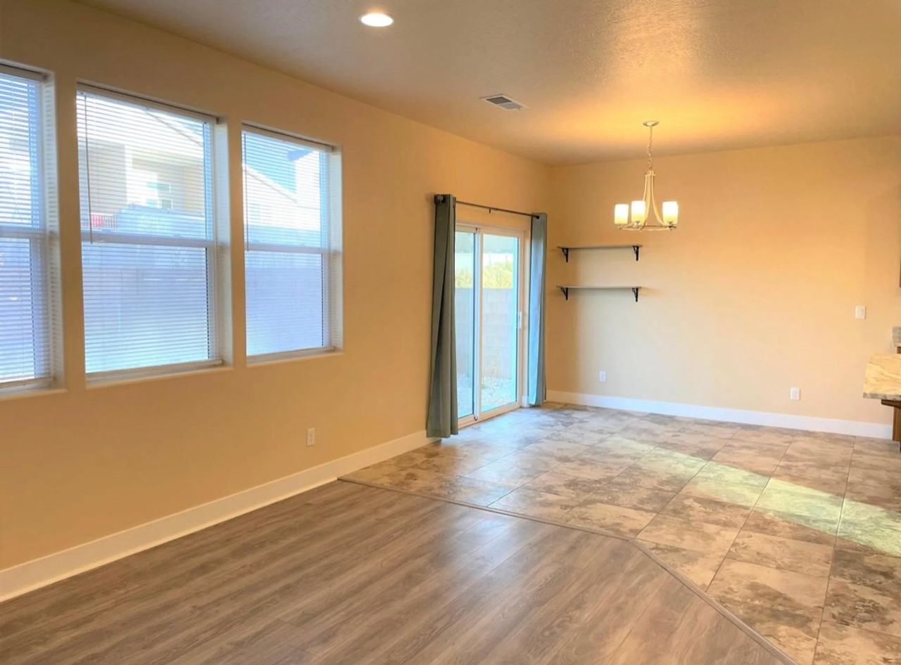873 S 110 W - Photo 6 of 25