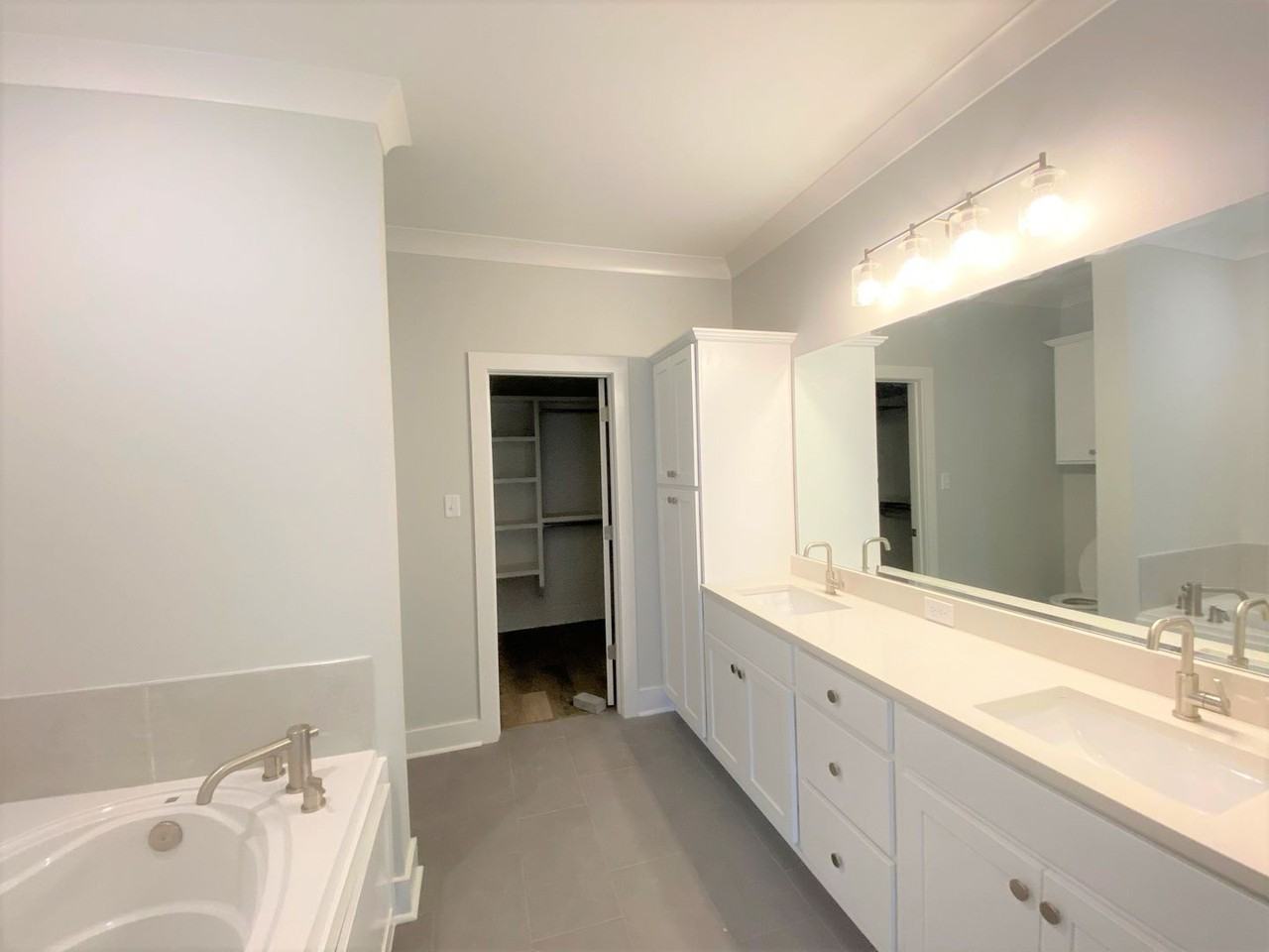 17530 Comfort Blvd - Photo 5 of 14