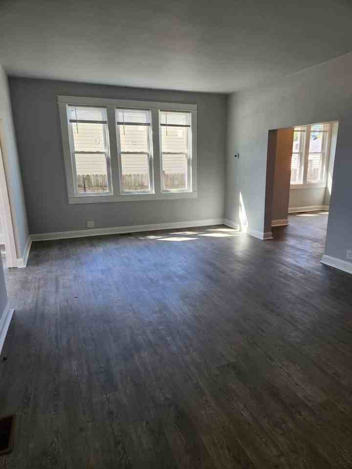 5128 E Princess Anne Rd - Photo 2 of 21