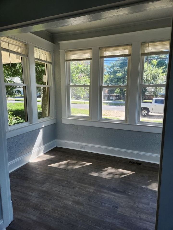 5128 E Princess Anne Rd - Photo 3 of 21