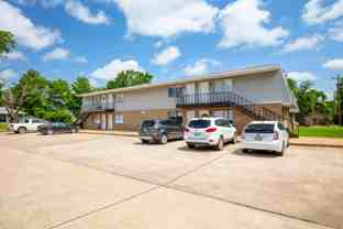 Le Chateau Apartments on 3rd - Photo 1 of 1