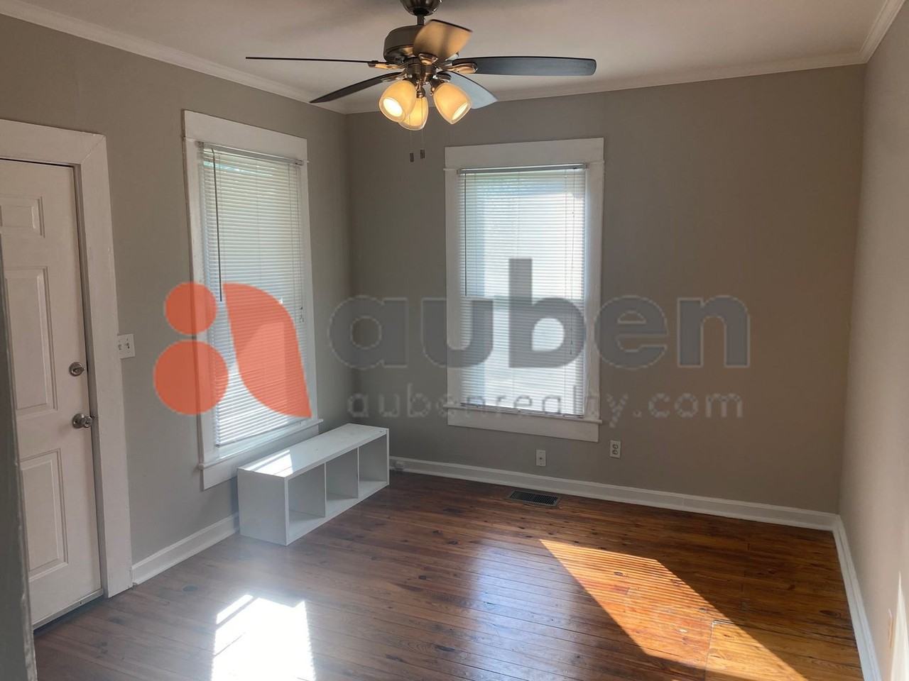 316 Stringer St - Photo 2 of 10