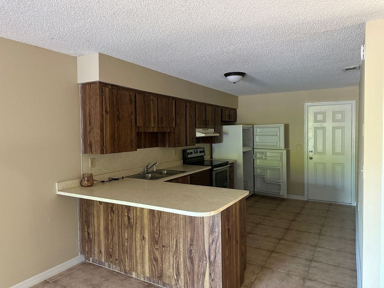 5786 State Road 542 W - Photo 7 of 11