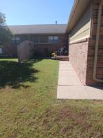 featured image of 1615 N Arrowhead Dr