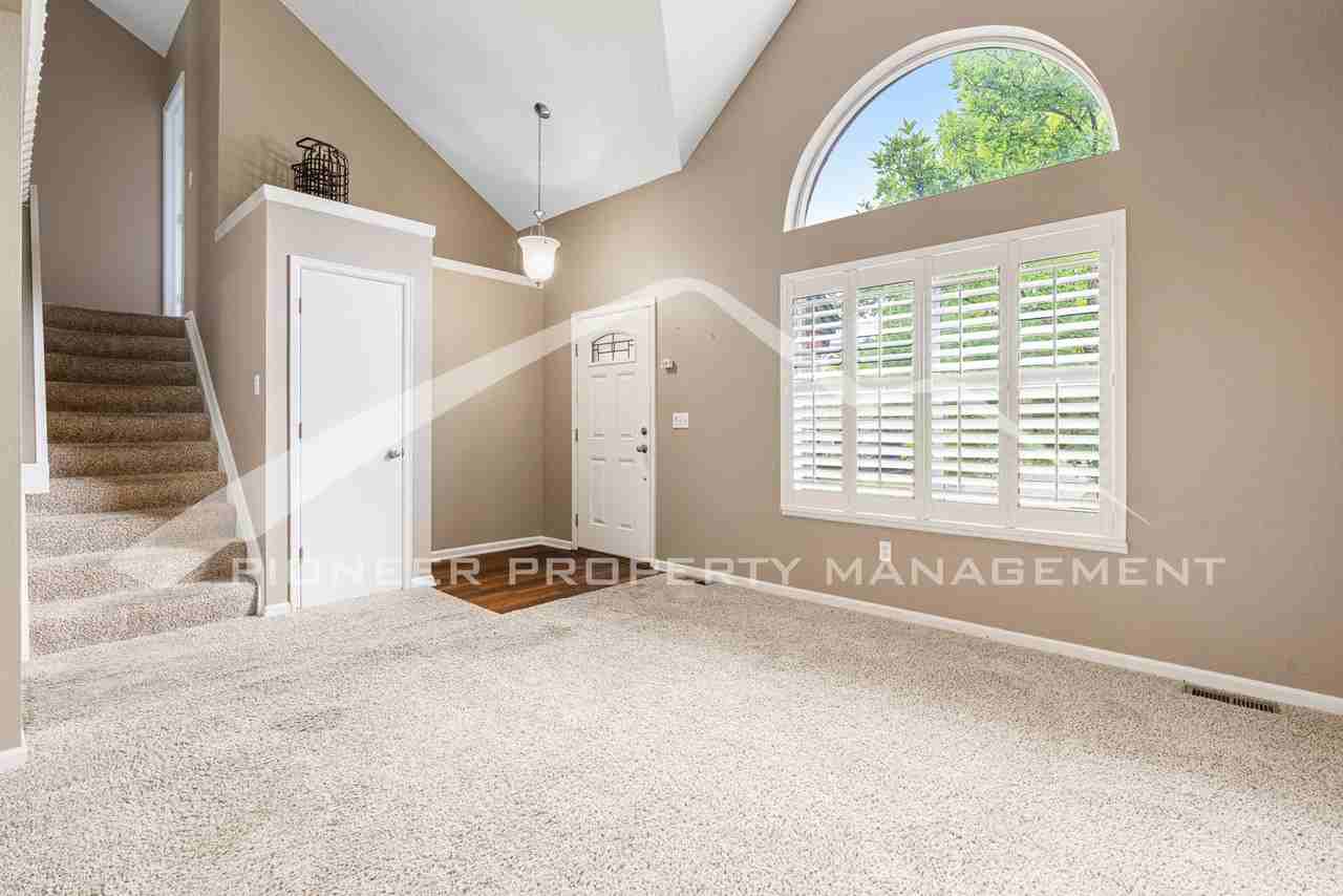 12489 W 84th Dr - Photo 2 of 23