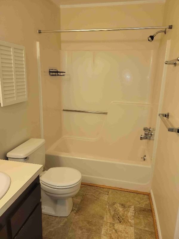 1072 W Foxcroft Dr - Photo 2 of 20