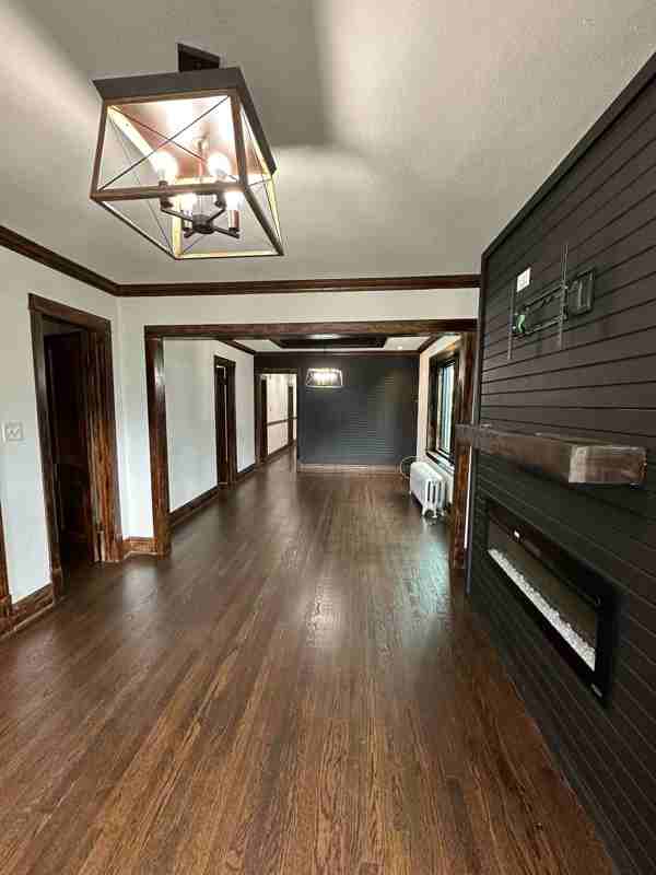 2535 N Linder Ave #1F - Photo 2 of 8