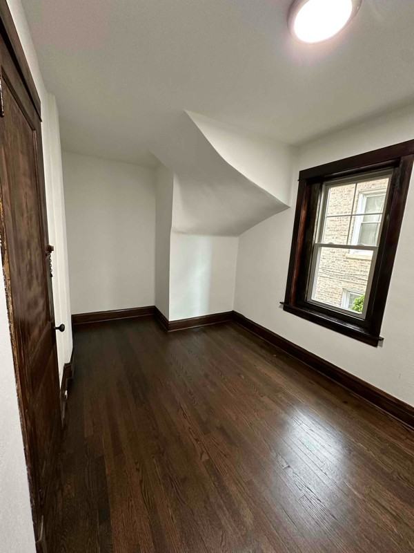 2535 N Linder Ave #1F - Photo 7 of 8