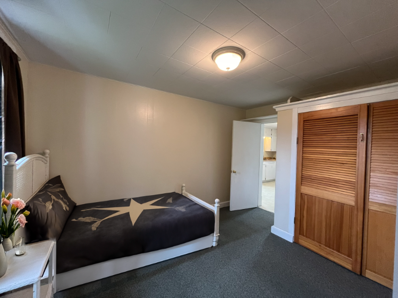 7084 Ash St - Photo 2 of 13