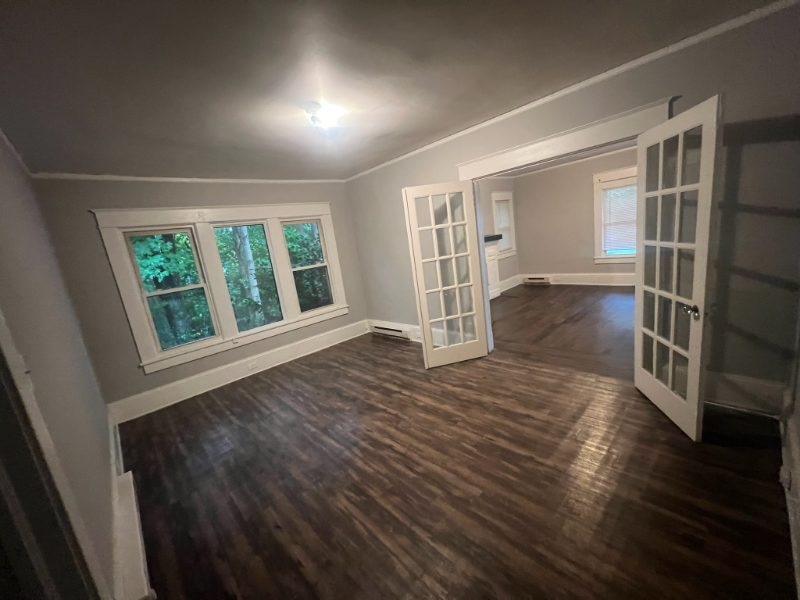 612 Willard St - Photo 2 of 11