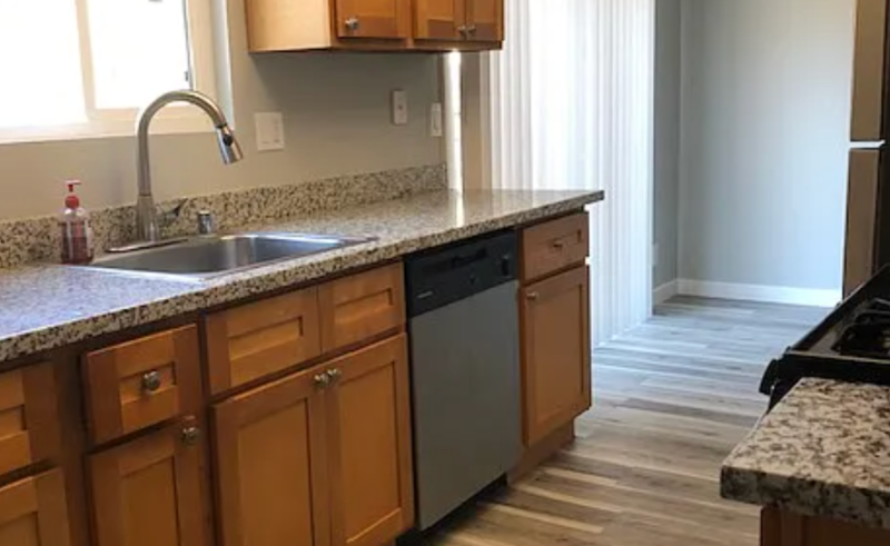 1775 De Marietta Ave #3 - Photo 3 of 9