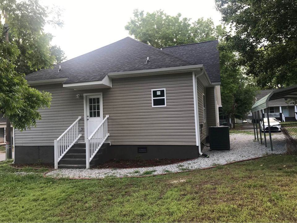 1229 Bell St #NA - Photo 2 of 13