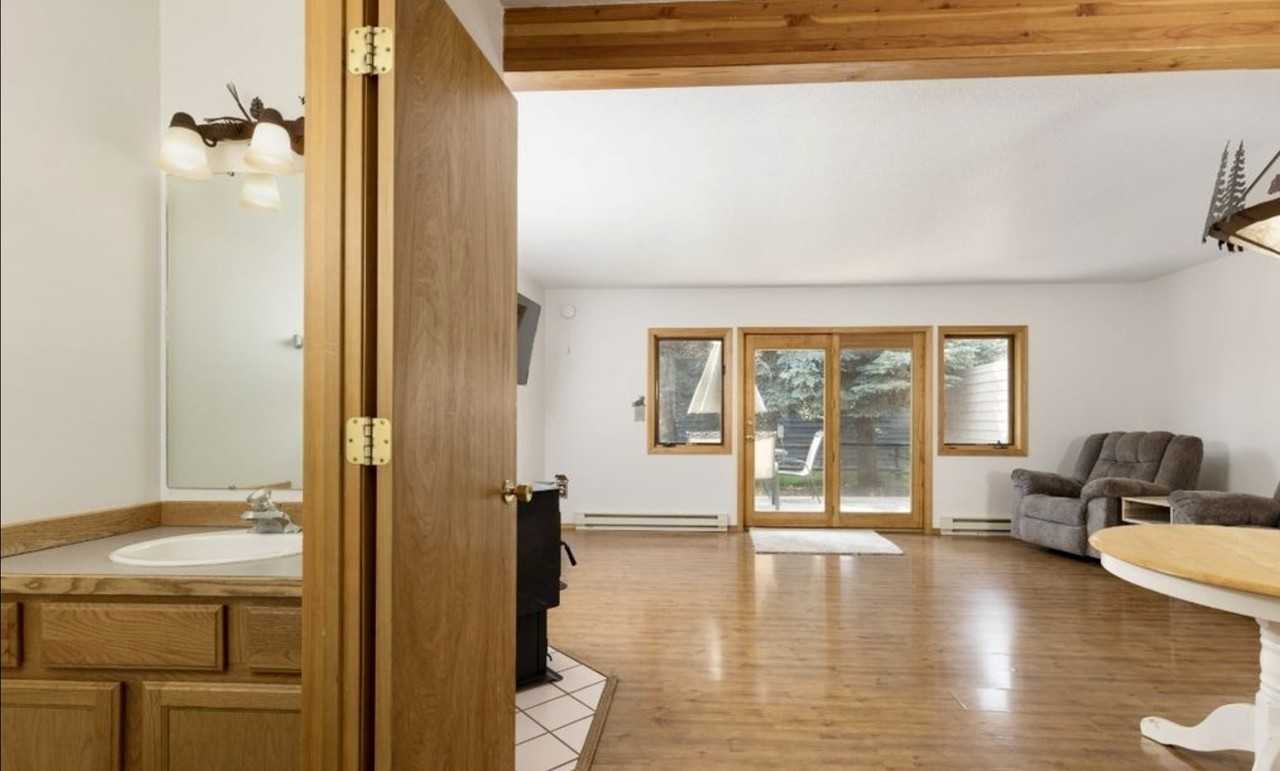 80 Aspen Leaf Dr #11 - Photo 2 of 12