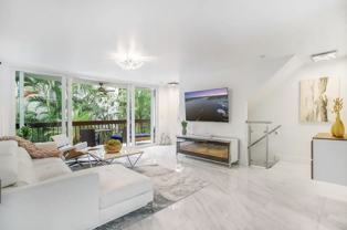 995 9th Ave S #4 - Photo 1 of 1