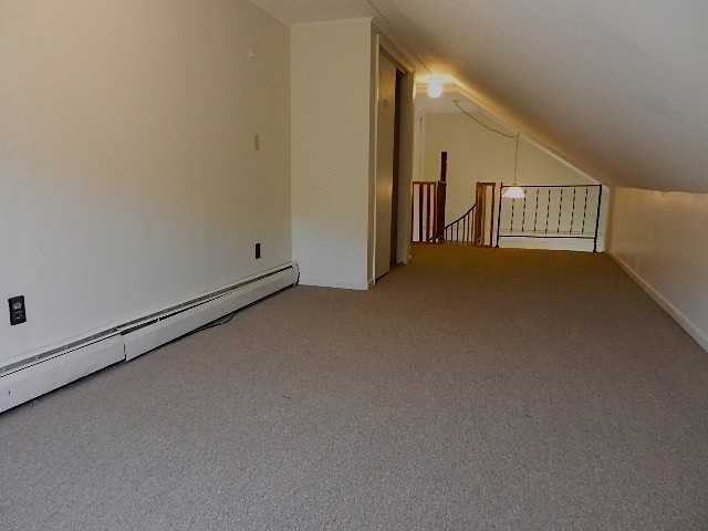 192 York St #F - Photo 3 of 5