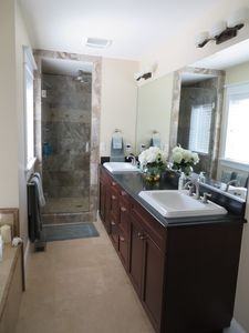 1945 S Logan St #NA - Photo 7 of 10
