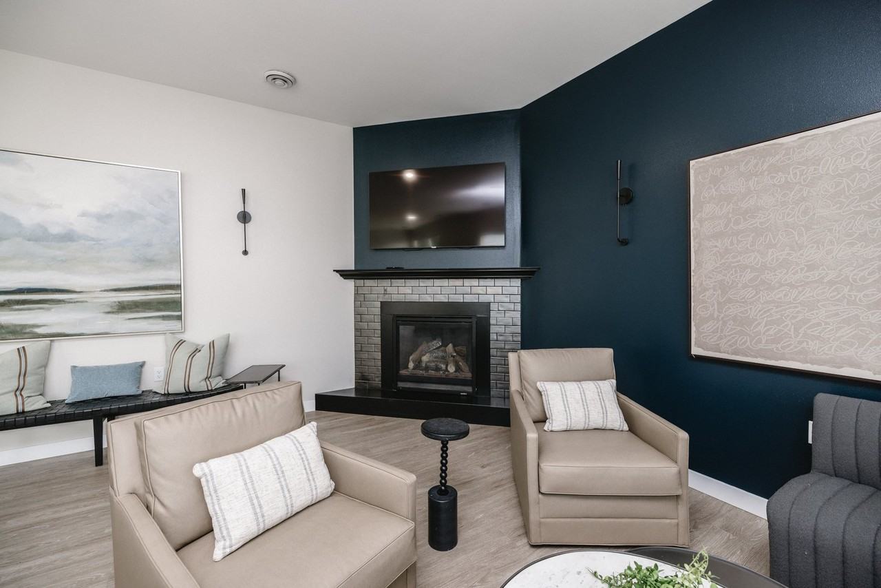 Prairiewood Apartments and Townhomes - Photo 6 of 40