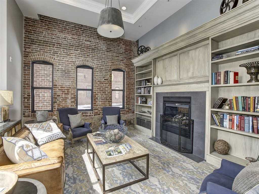 The Gunther - Photo 5 of 33