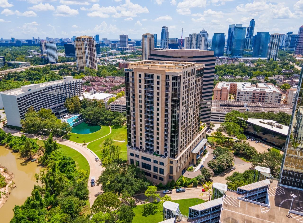 7 Riverway - Photo 2 of 36