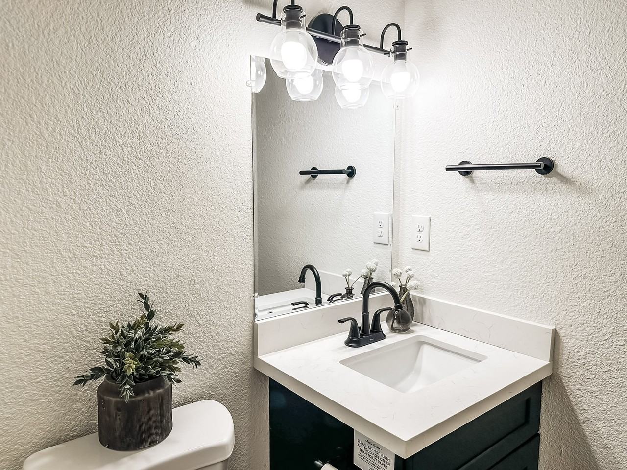 N 11th St - Photo 6 of 12