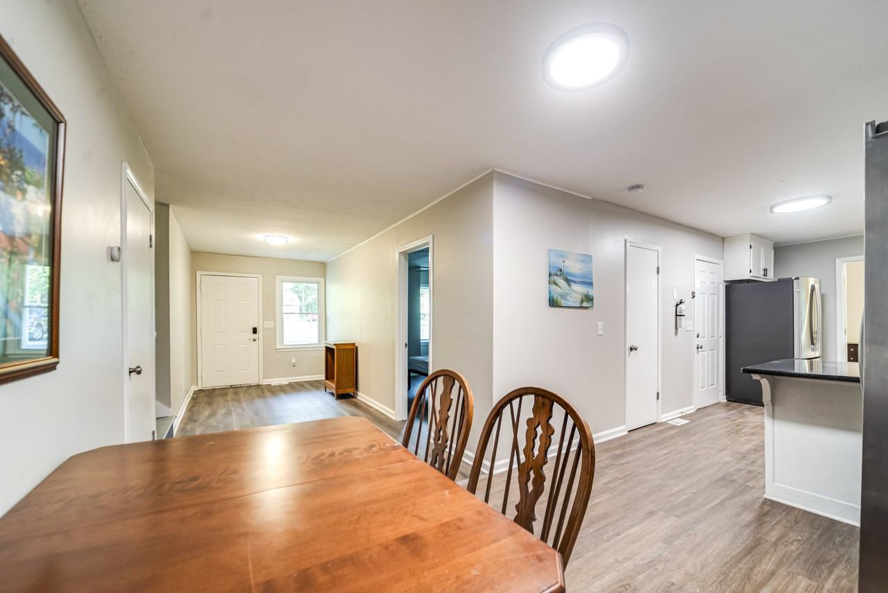 Nectarine Dr - Photo 5 of 9