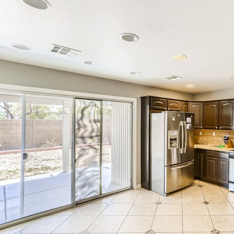 Iron Cactus Ave - Photo 3 of 9