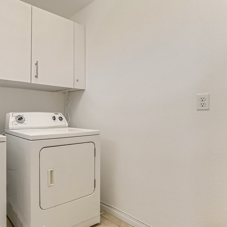 Iron Cactus Ave - Photo 5 of 9