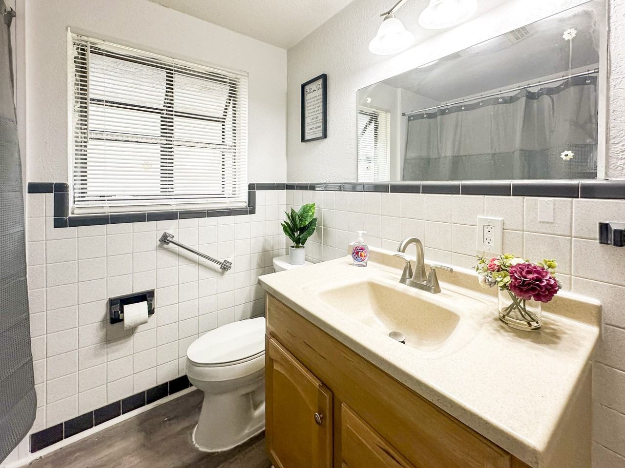 North Orangeview Avenue - Photo 6 of 24