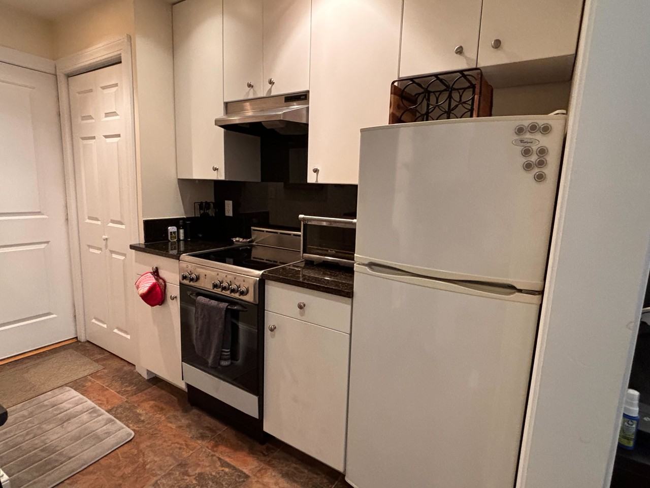 76 Commonwealth Ave #2 - Photo 3 of 17