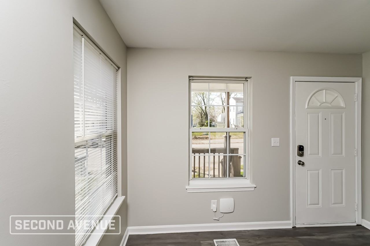 1819 Duncan St - Photo 5 of 21