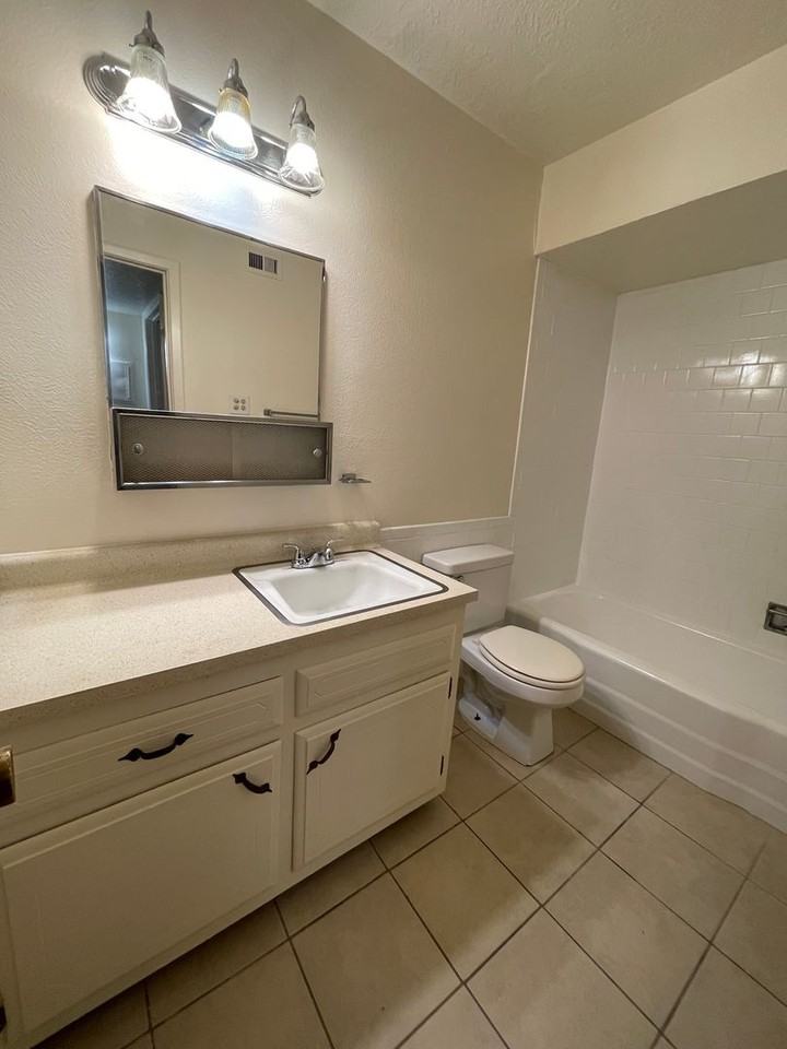 Virginian - Photo 6 of 16