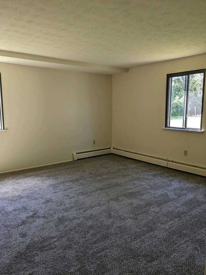 North Spruce Apartments - Photo 6 of 6