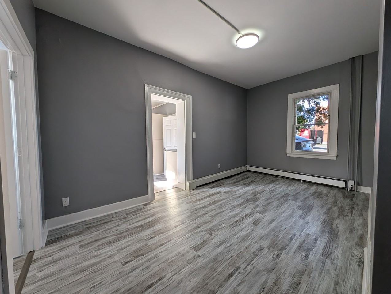 1273 Broadway - Photo 4 of 39