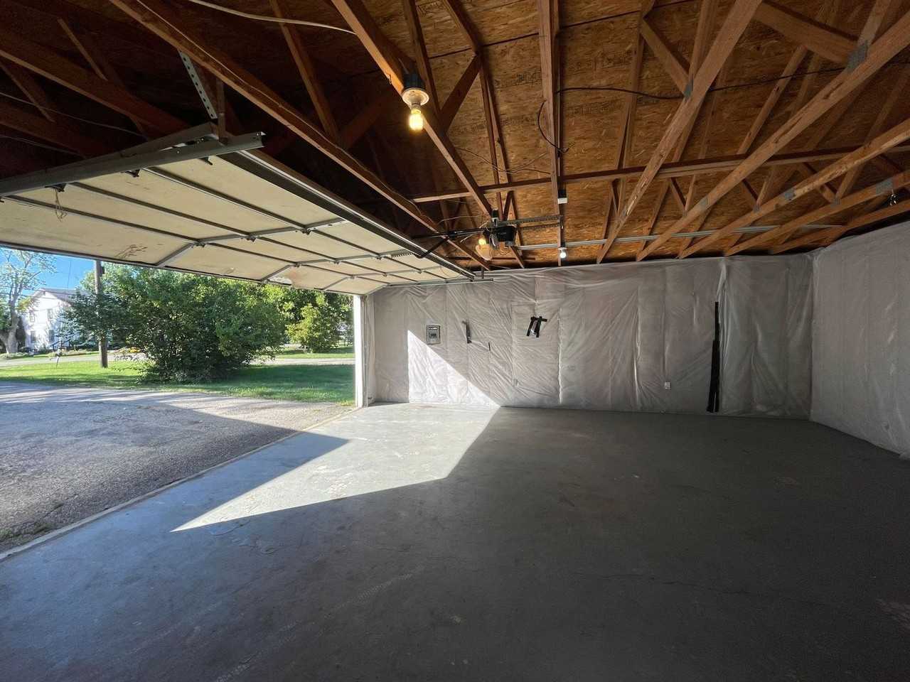 5030 Rockdale Rd - Photo 2 of 24