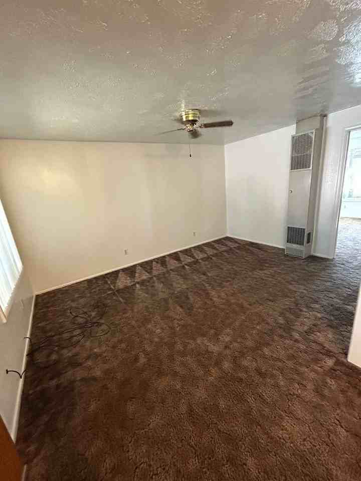 37134 Gore Dr - Photo 2 of 13