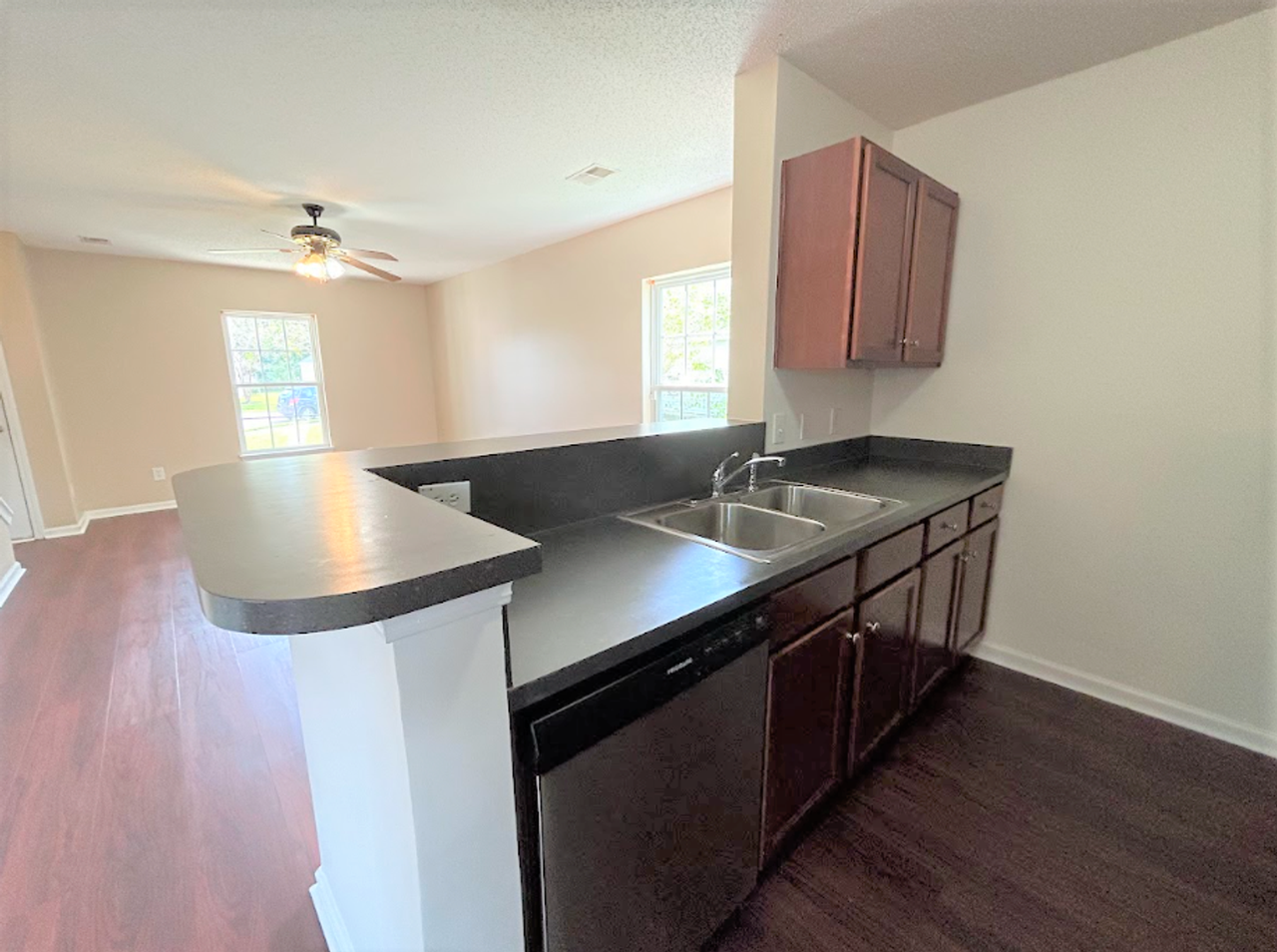 109 Kensel Court - Photo 7 of 28