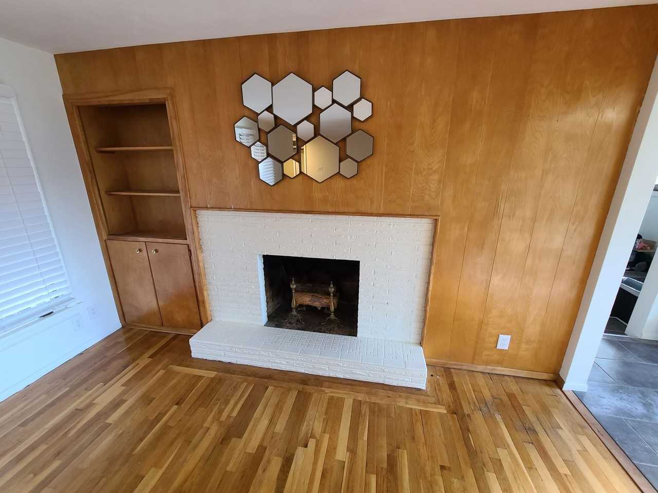 2419 39th St. - Photo 3 of 17