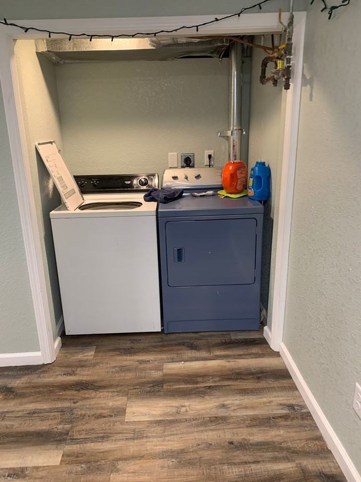 1433 Hewitt Ave - Photo 6 of 17
