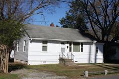 104 N Cedar Ave - Photo 1 of 1