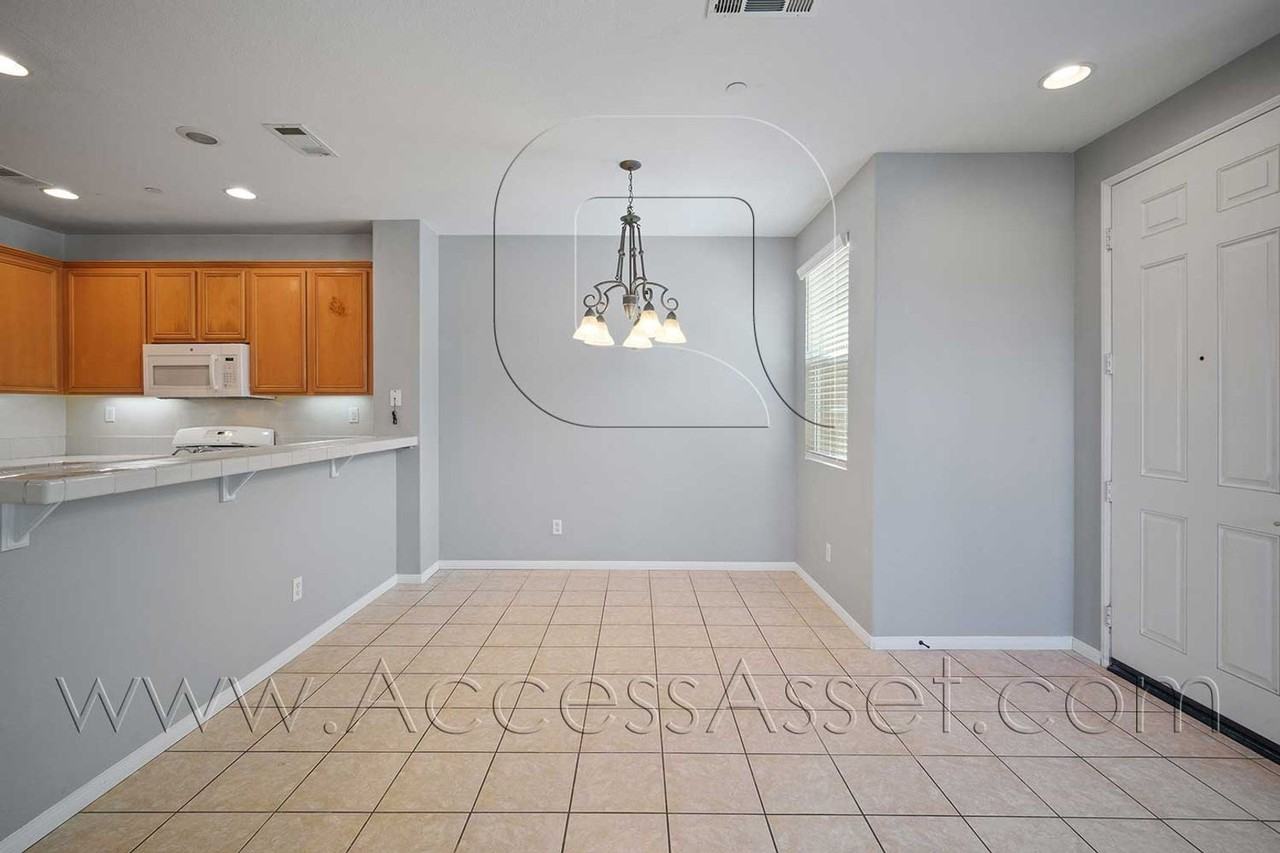 1800 E Lakeshore Dr #204 - Photo 5 of 35