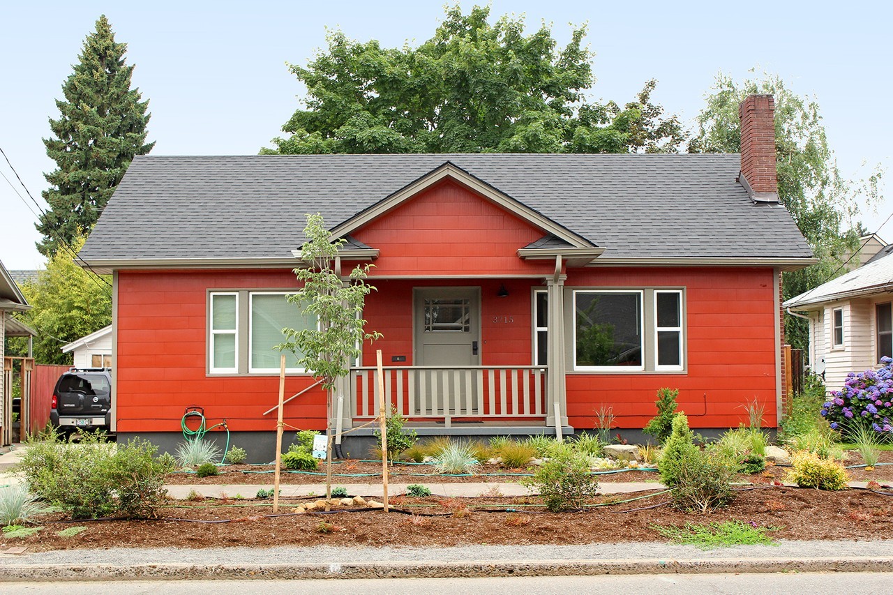 3715 Ne 42nd Ave - Photo 2 of 27