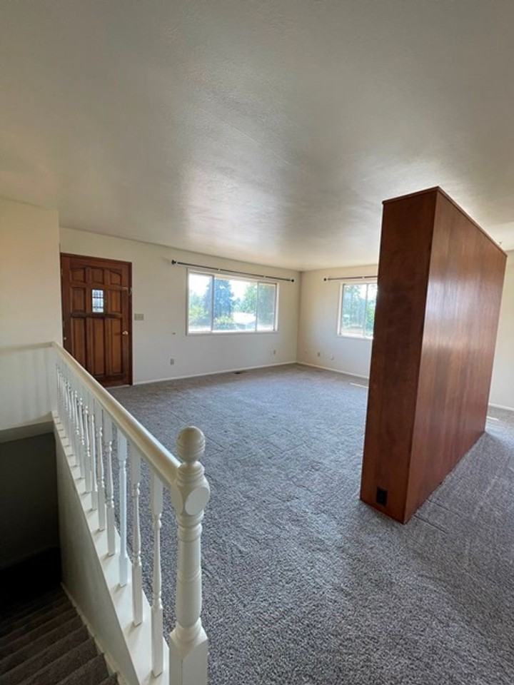 805 Lytton St - Photo 5 of 20