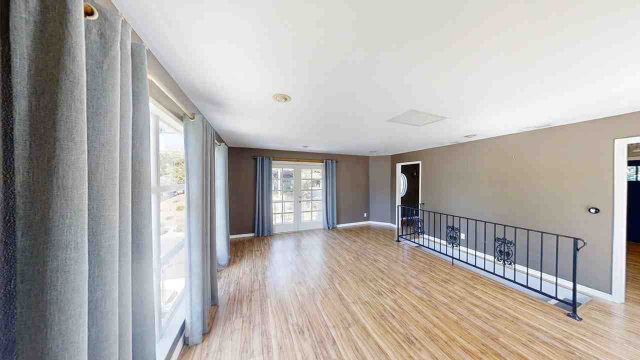 1326 Pacific St - Photo 7 of 17