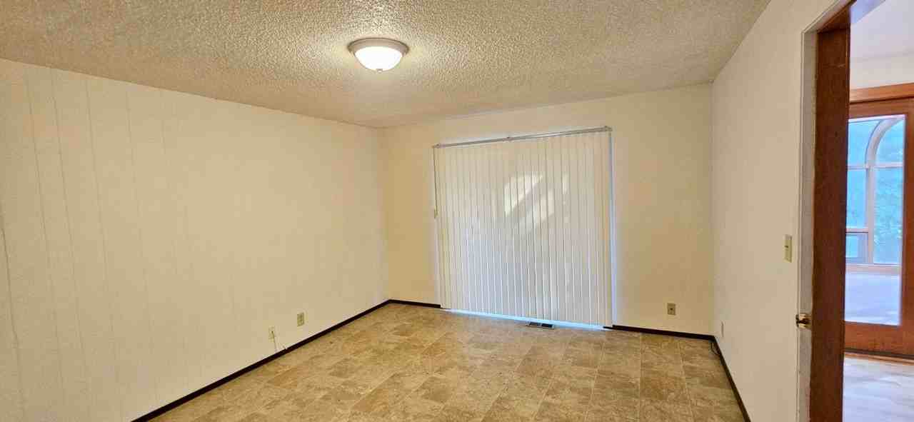14831 Ne 12th St - Photo 5 of 17