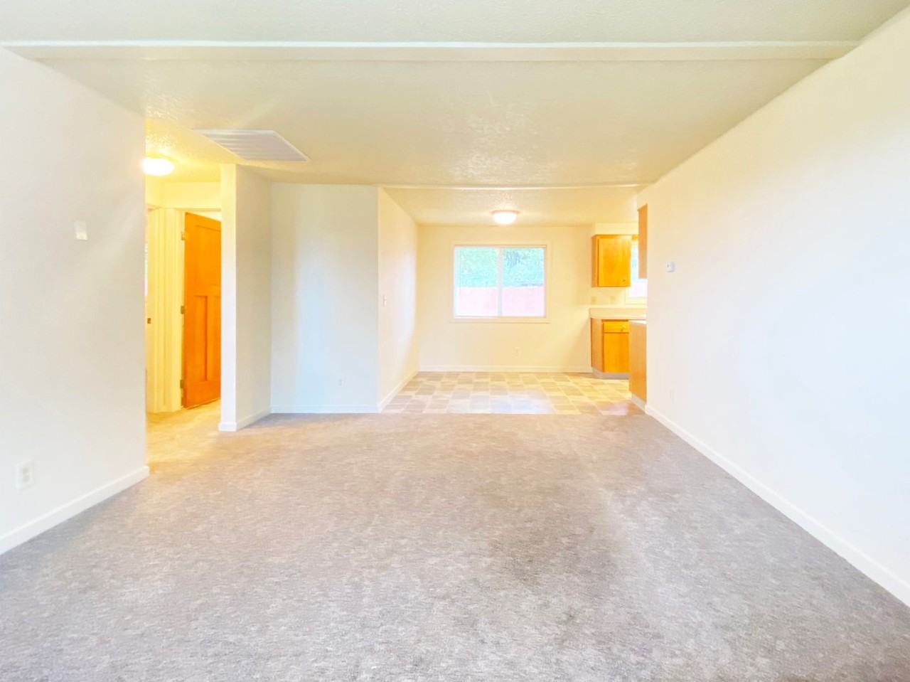 3rd 411-413 - Photo 3 of 17