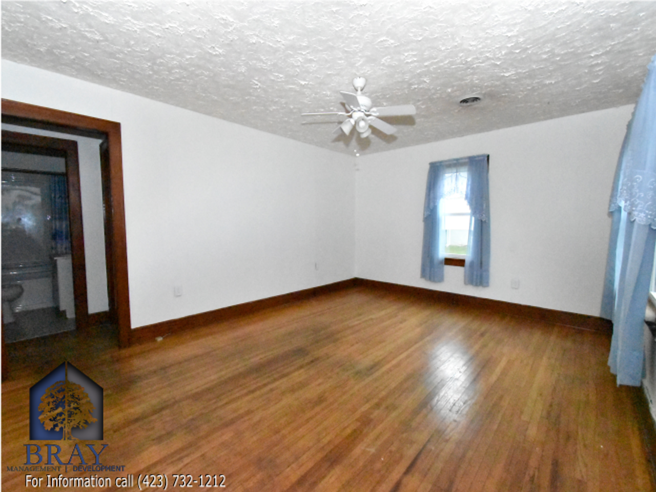 2307 Windsor Ave - Photo 4 of 21
