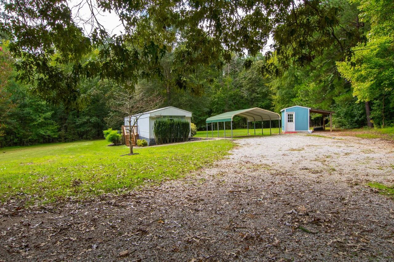 108 Ridgewood Rd - Photo 2 of 26